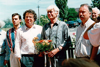 1993-as Szárszói találkozón Orbánt újra, és újra a zsidó PT prominens tagjai között latjuk (hu.wikipedia.org)